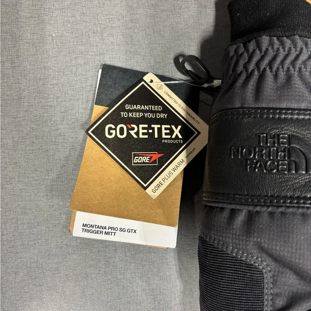 The North Face Black Montana Pro SG GTX Trigger Mitt Women’s Size X-Small